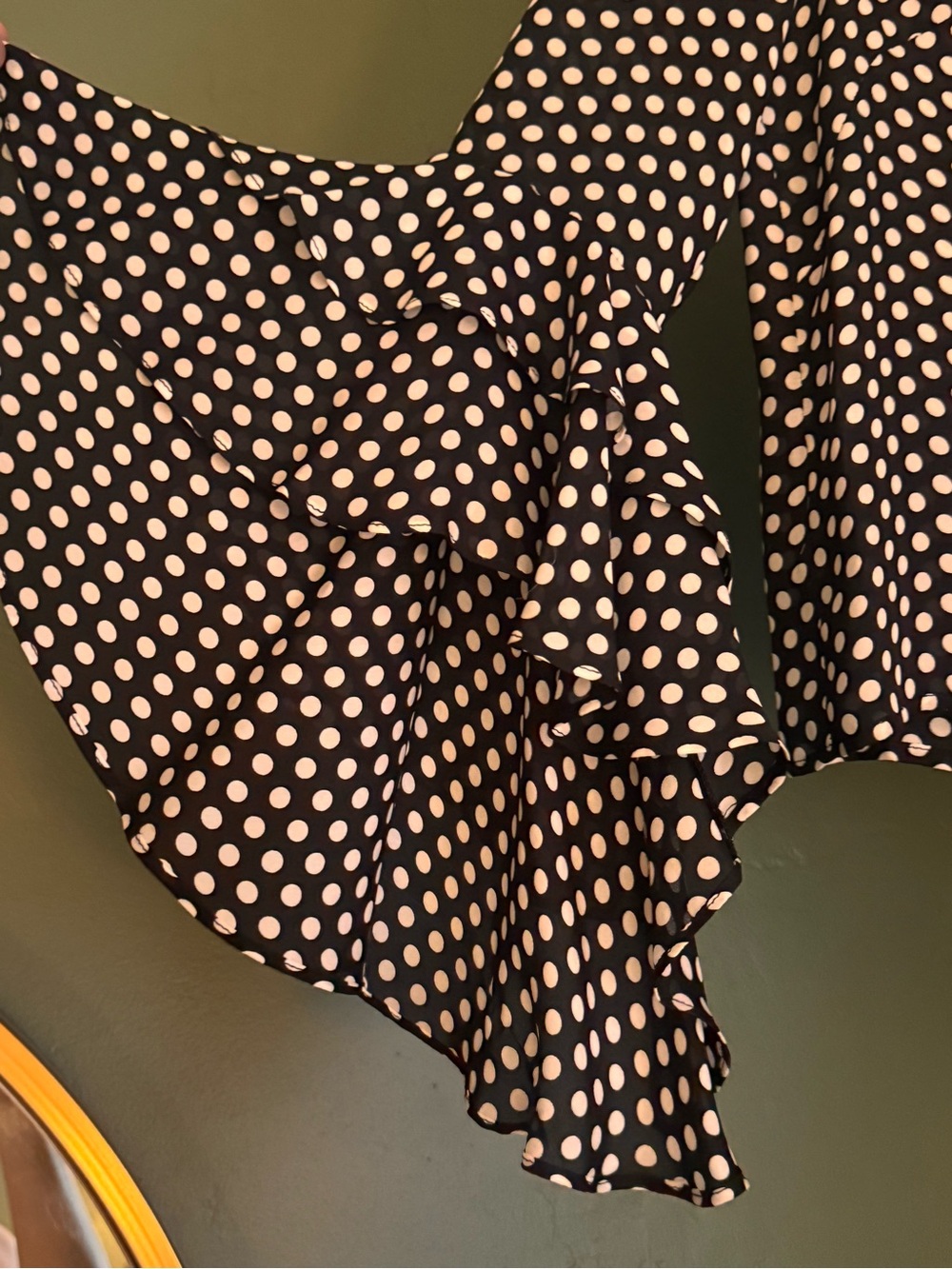 Milly 100% Silk vintage polkadot ruffled sleeve blouse size 0 Made in USA